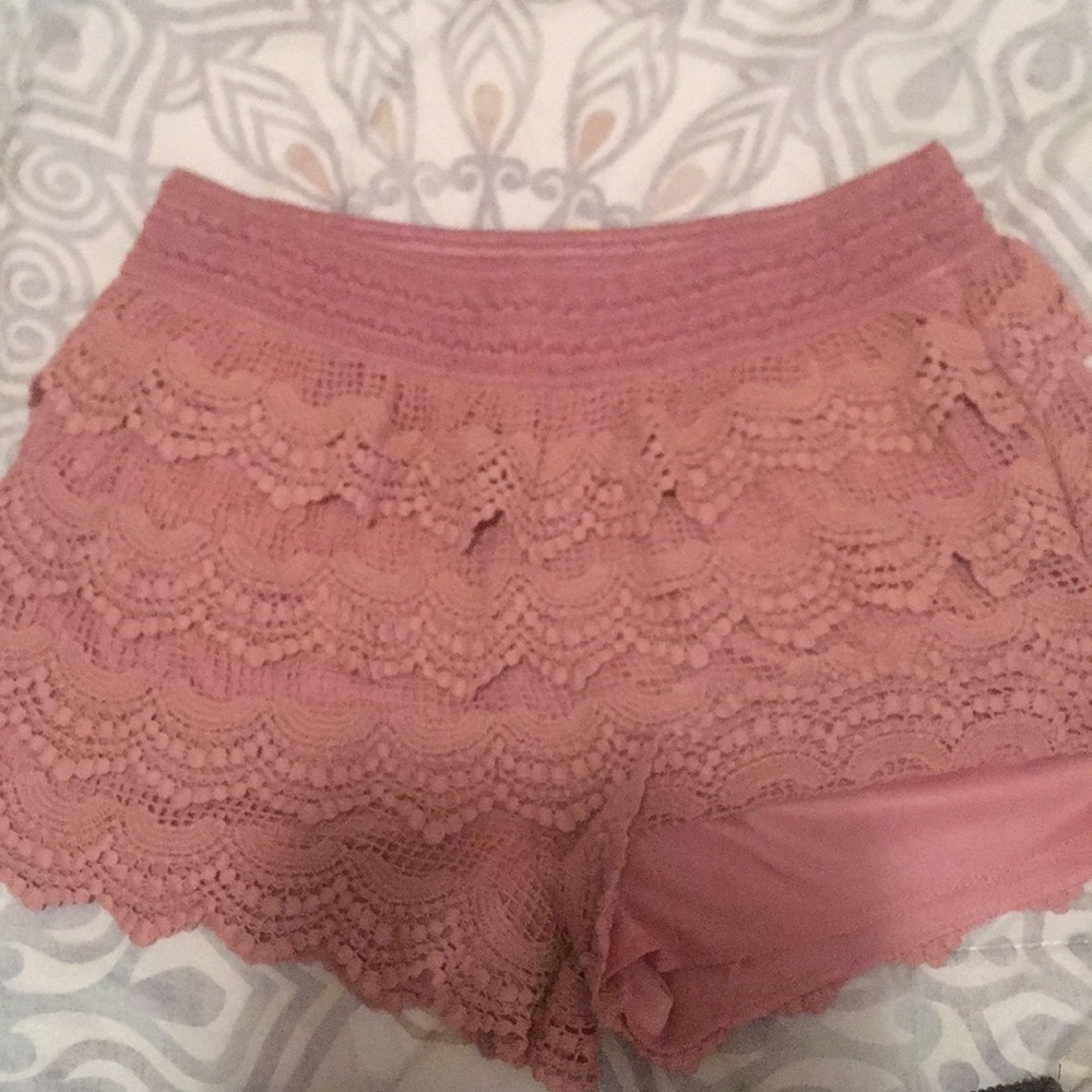 Ruffle shorts
